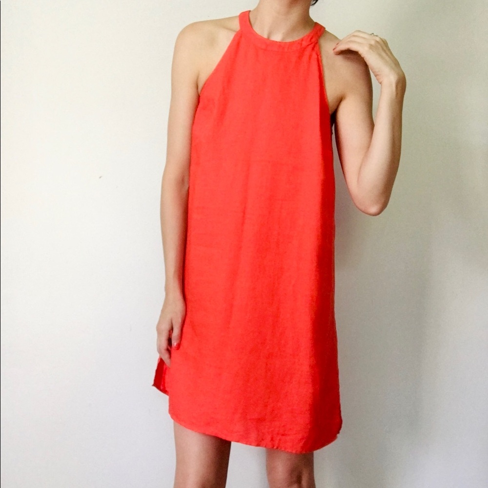 Vibrant linen shift dress